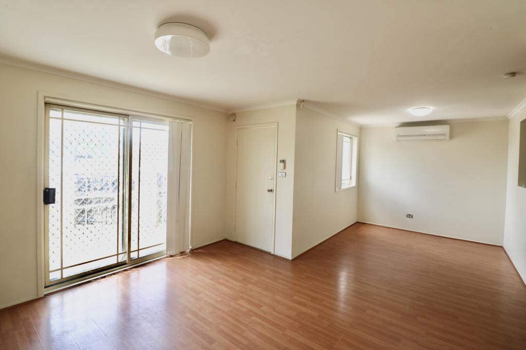 1/23 Ron Scott Cct, Greenacre, NSW 2190
