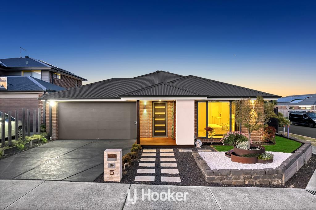 5 Moorgate Rd, Clyde North, VIC 3978