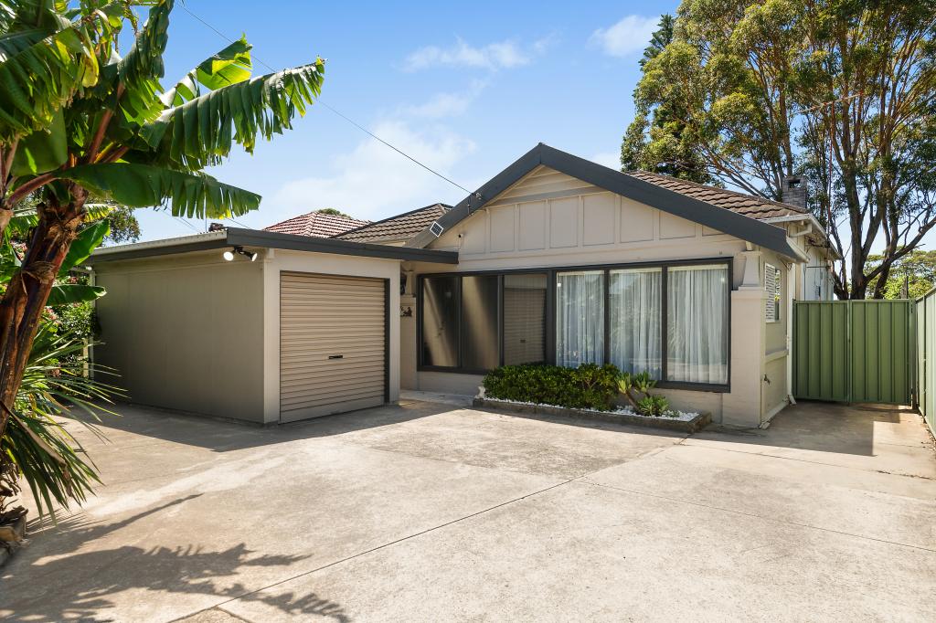 76 Canarys Rd, Roselands, NSW 2196