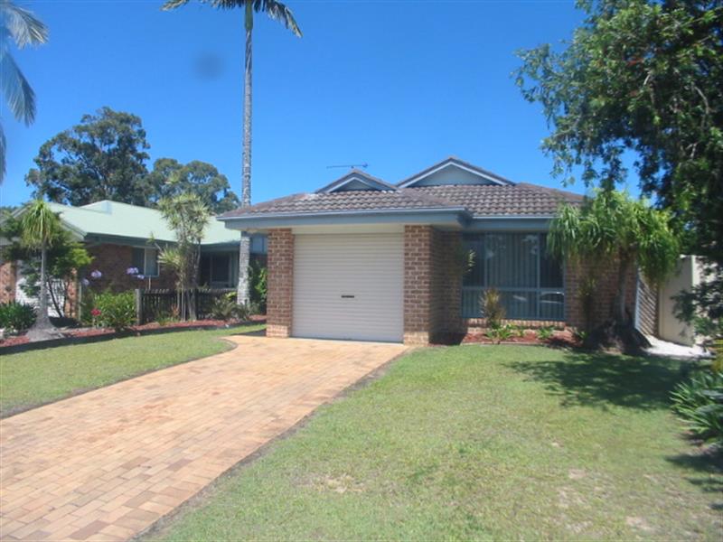 19a Moseley Dr, Boambee East, NSW 2452