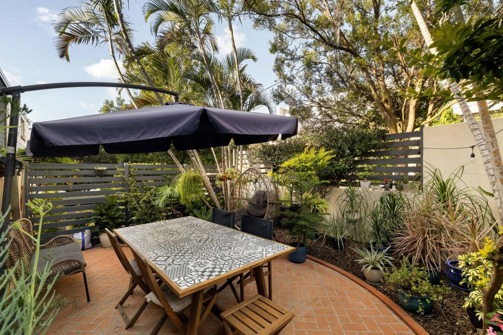 2/21 Lapraik St, Ascot, QLD 4007