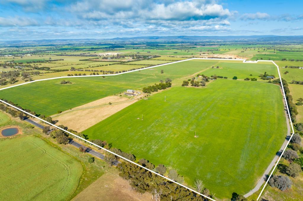  Canowindra Rd, Cowra, NSW 2794