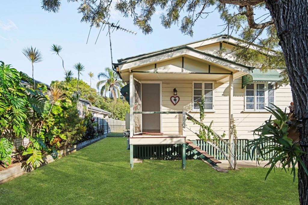 9 Rodney St, Wynnum West, QLD 4178