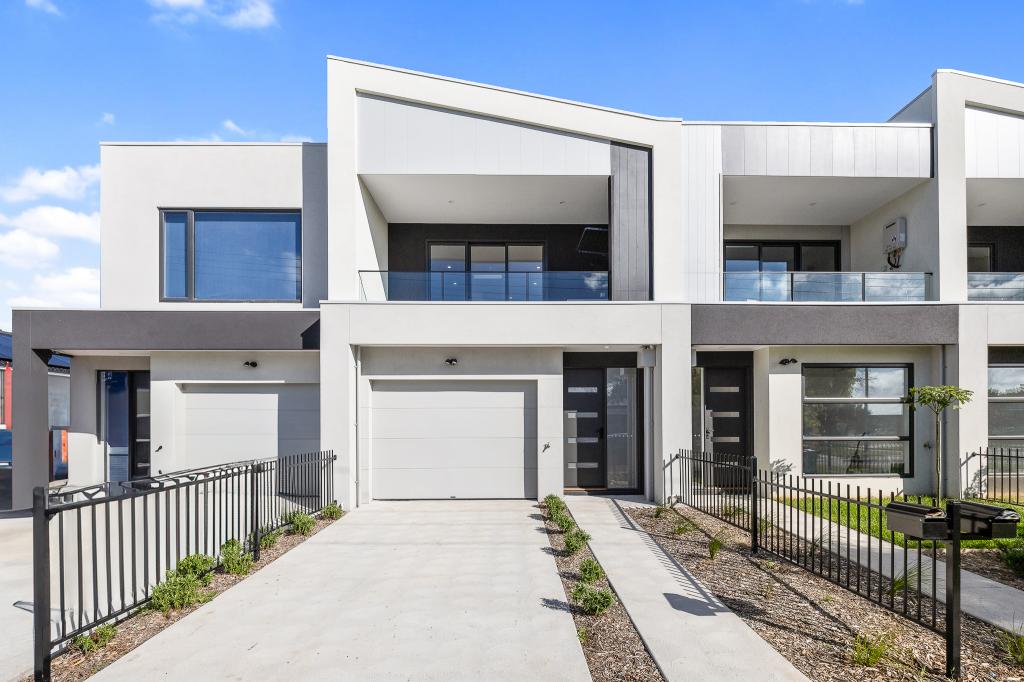 4 Hailstone Ct, Cranbourne, VIC 3977