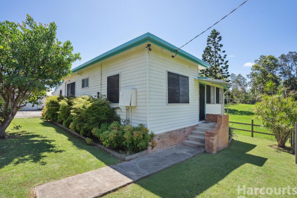 2 GAMACKS LANE, WEST KEMPSEY, NSW 2440