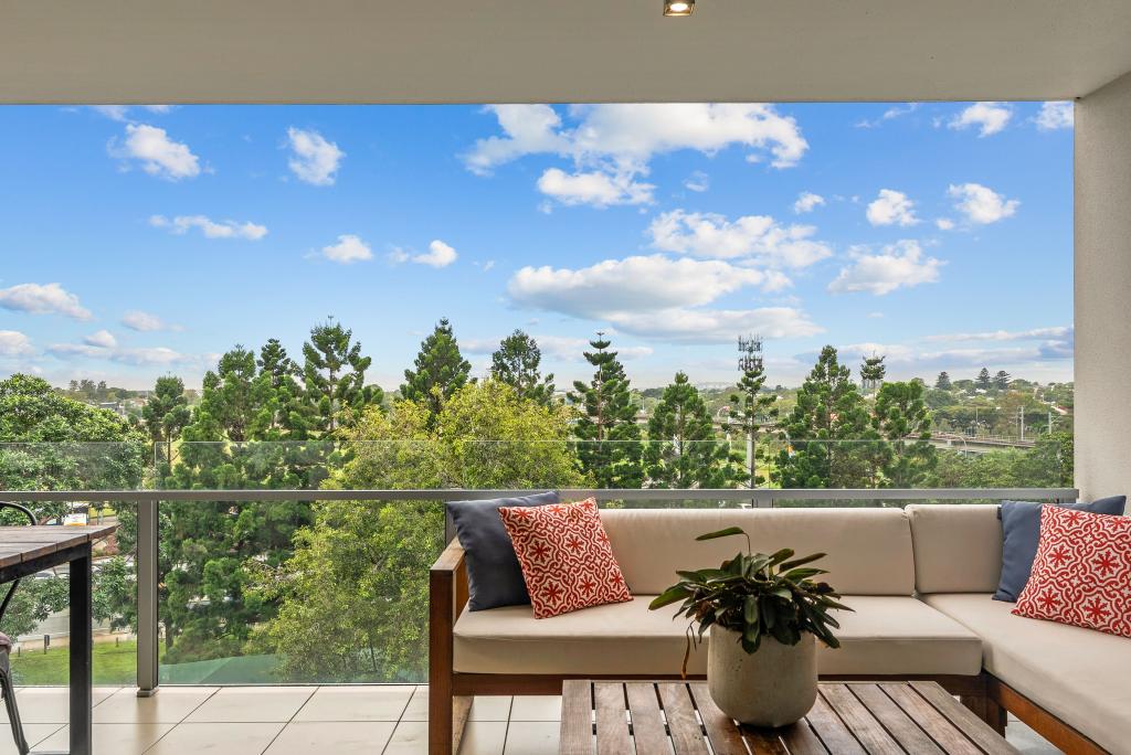702/23 Parkland St, Nundah, QLD 4012