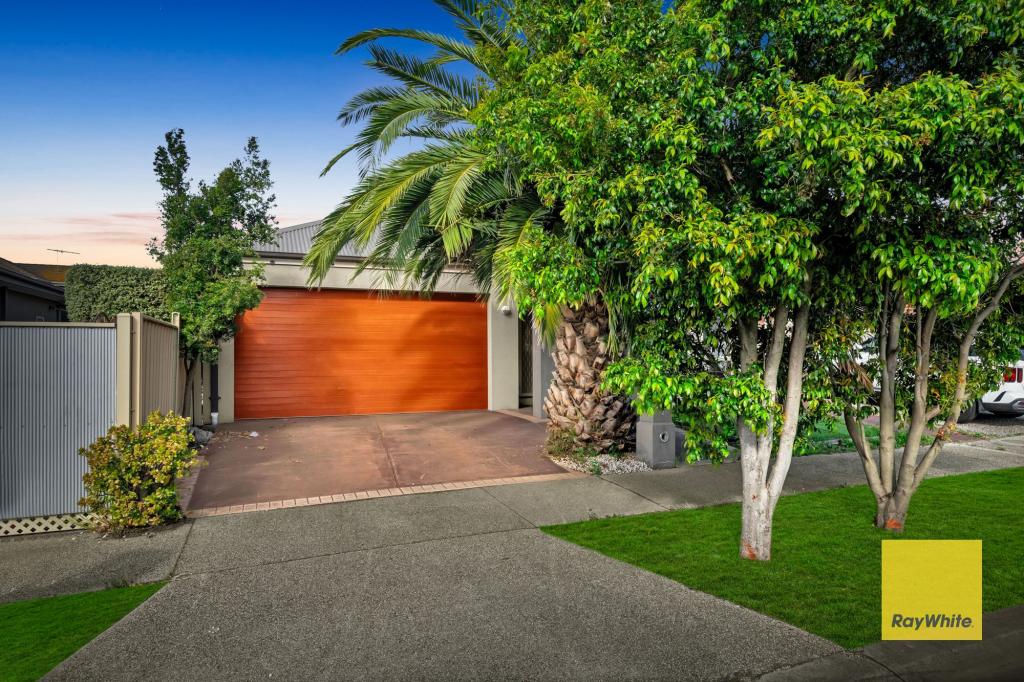 2 Ivan James Pl, Caroline Springs, VIC 3023