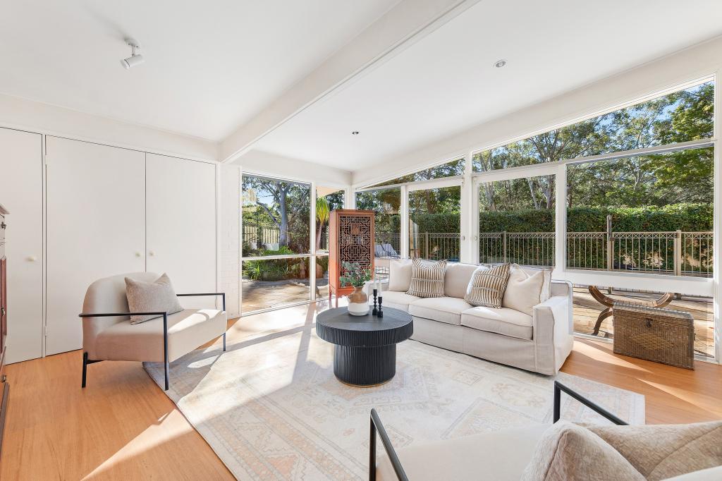 10 Cornwall Ave, Turramurra, NSW 2074