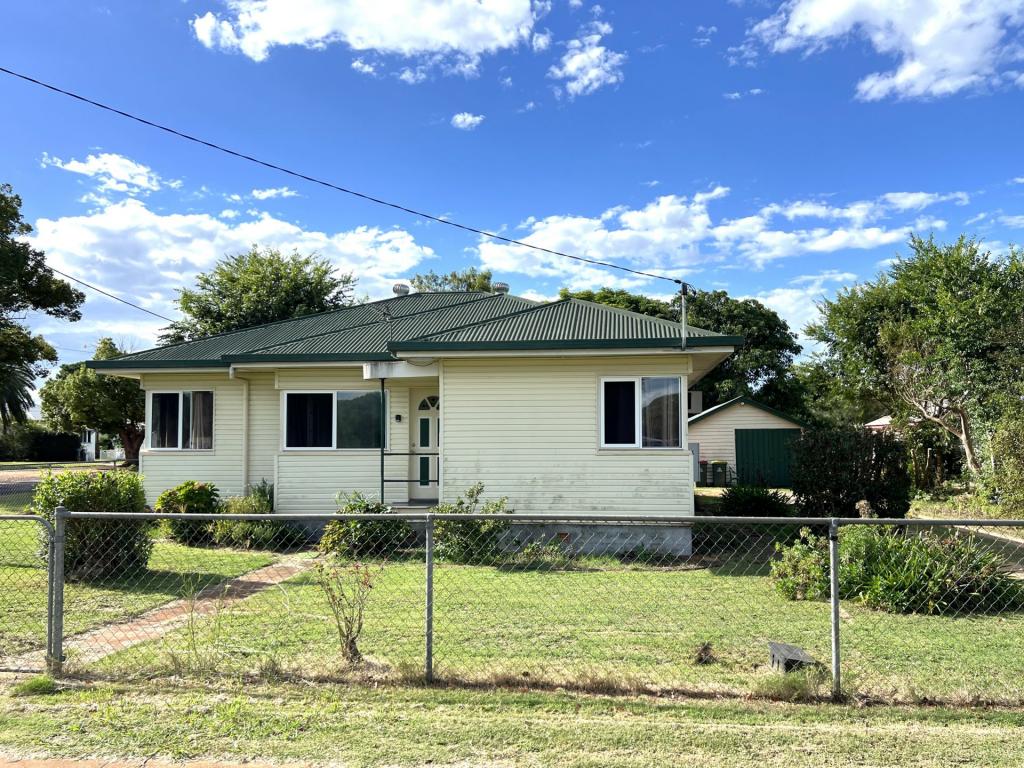 44 AVOCA ST, KINGAROY, QLD 4610