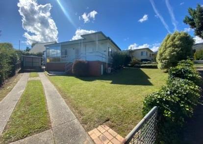 17 Bradney St, Khancoban, NSW 2642