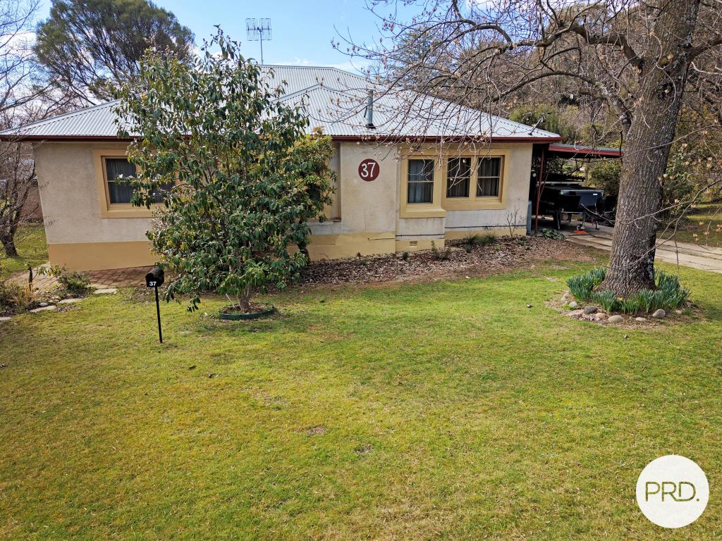 37 Bridge St, Tumbarumba, NSW 2653
