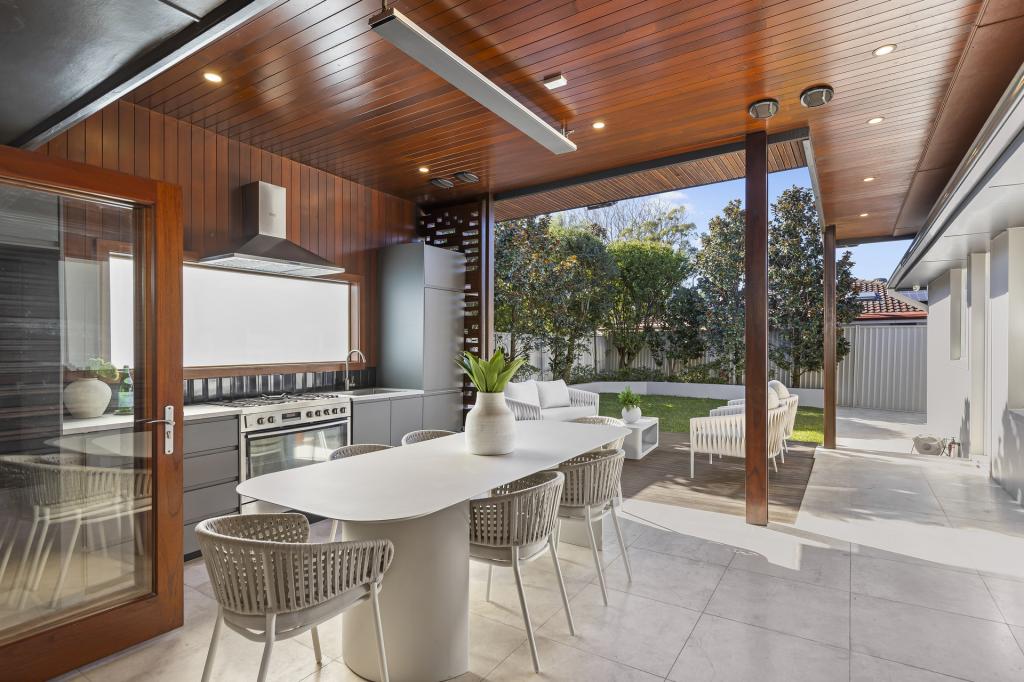 110 Prince Charles Rd, Belrose, NSW 2085