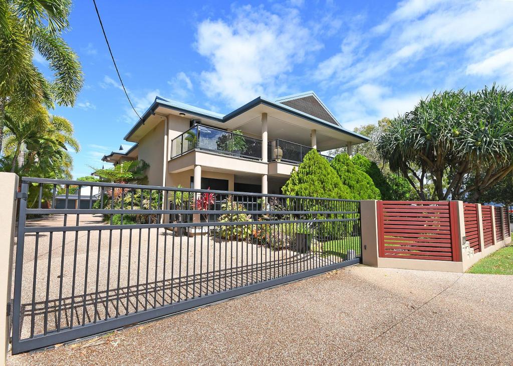 2/580 Esplanade, Urangan, QLD 4655