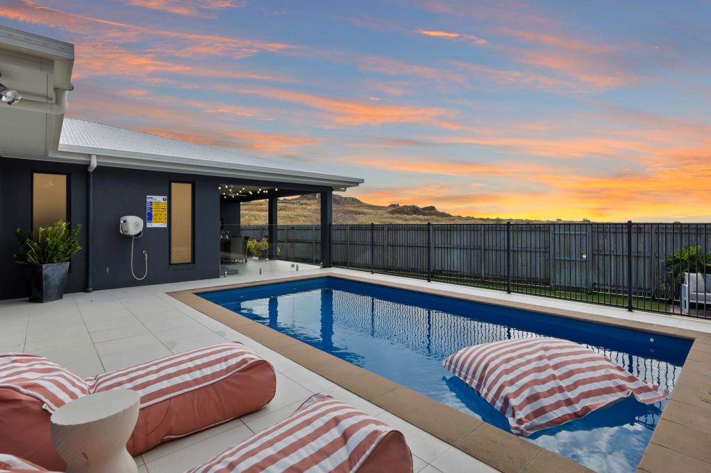 12 Gair St, Rural View, QLD 4740