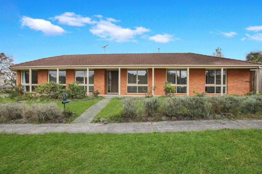 133 Avebury Dr, Berwick, VIC 3806