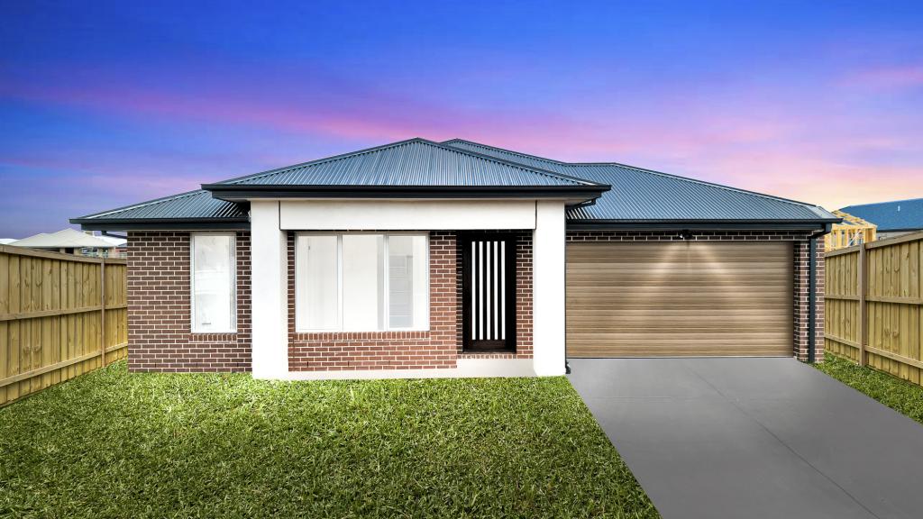 43 CASTELLO DR, DEANSIDE, VIC 3336