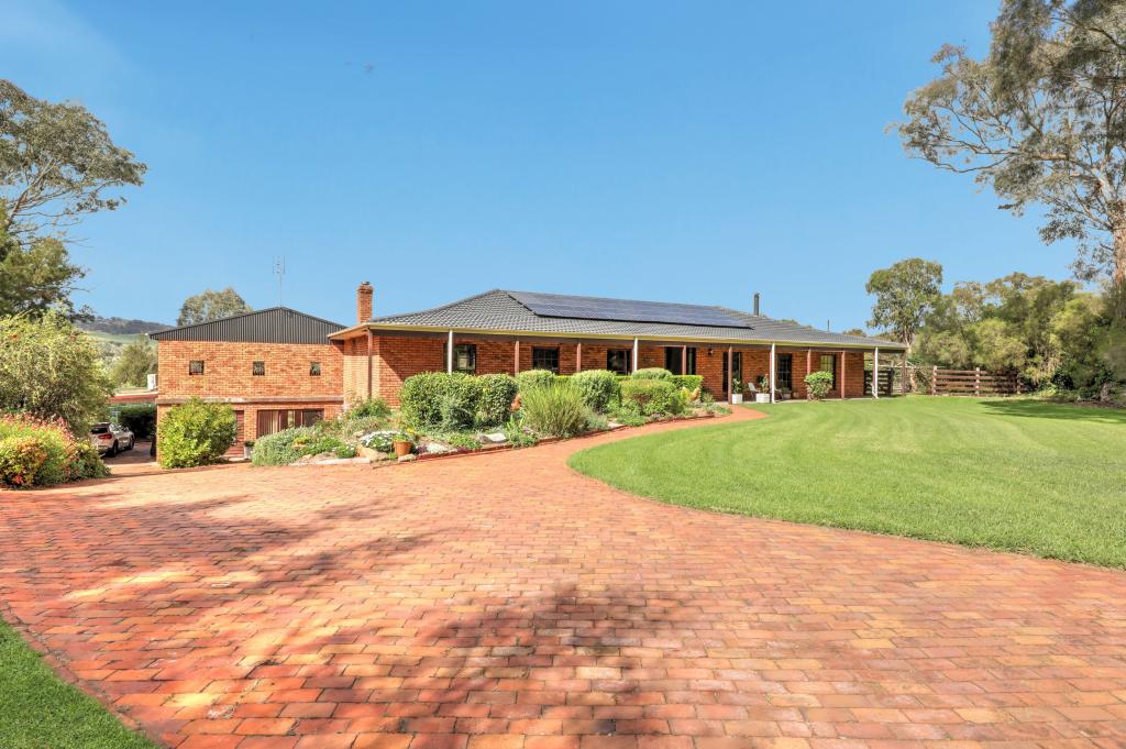 10 Wingeretta Cl, Forest Grove, NSW 2795