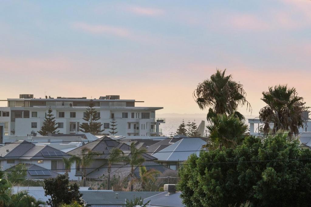 19/11 Boyd Cres, Hamilton Hill, WA 6163