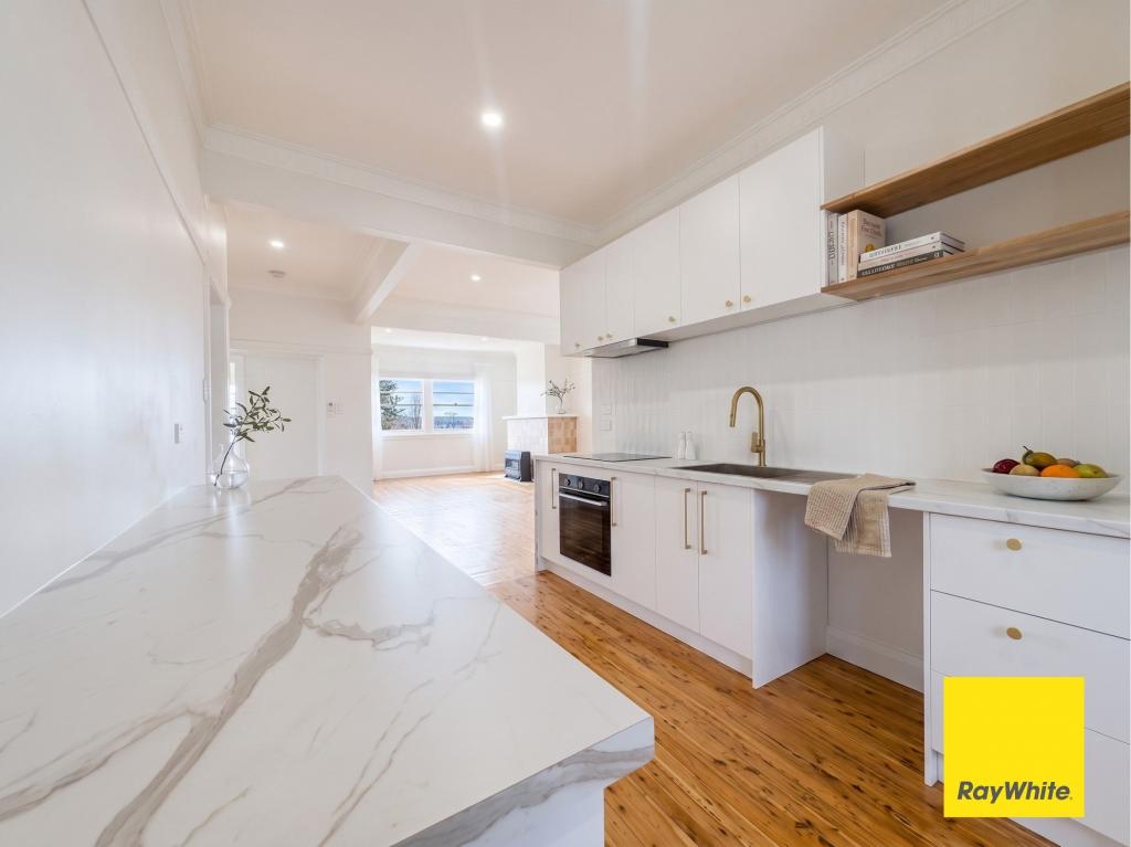 24 Hargrave St, Armidale, NSW 2350