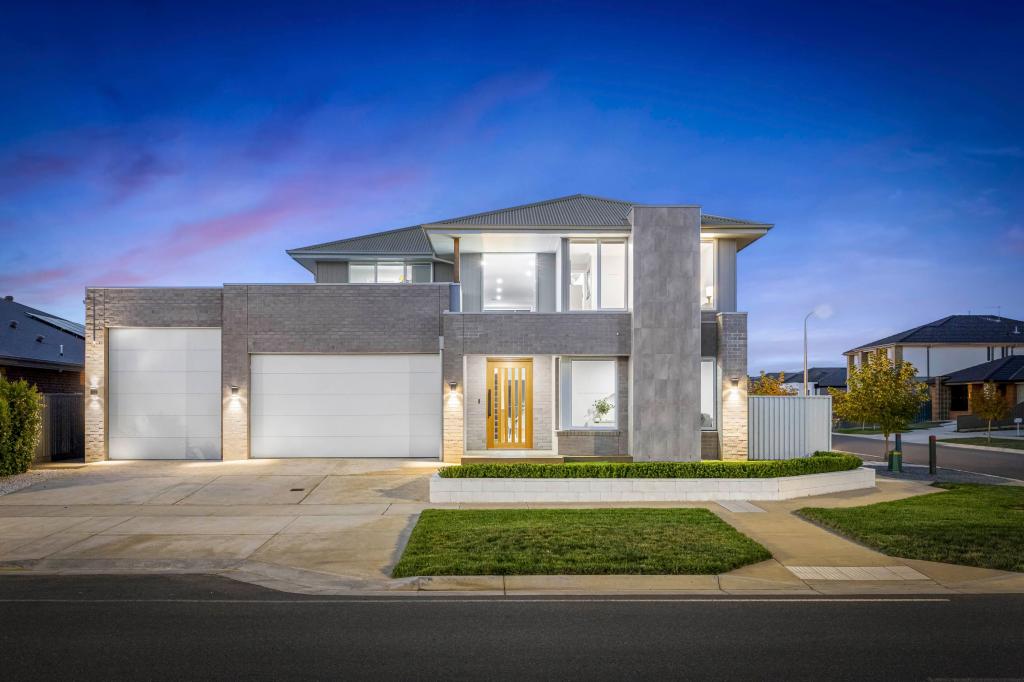 12 Hollioake Dr, Lucas, VIC 3350