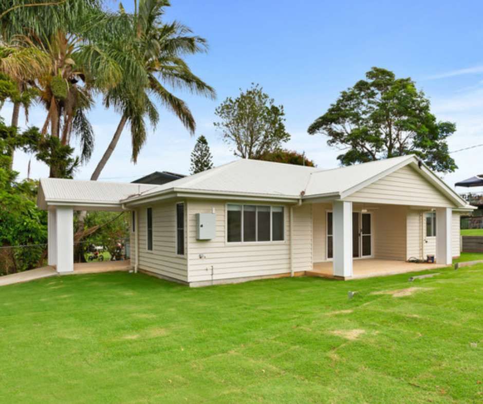 23 Waratah St, Russell Island, QLD 4184