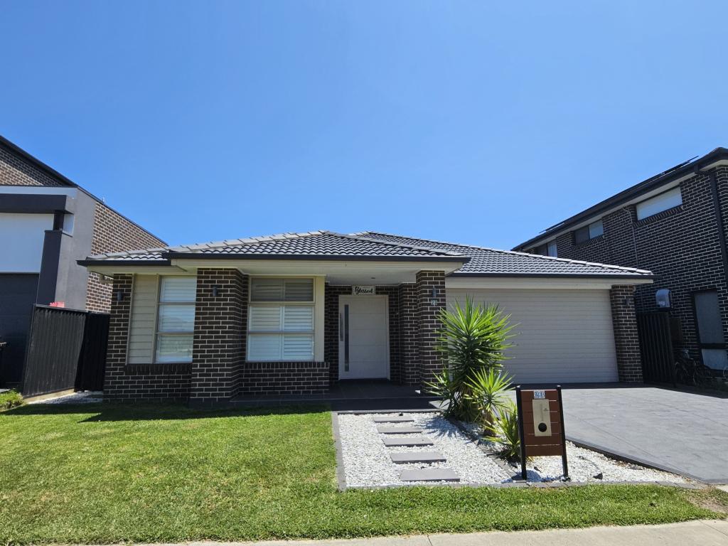 23 BROADFOOT AVE, MARSDEN PARK, NSW 2765