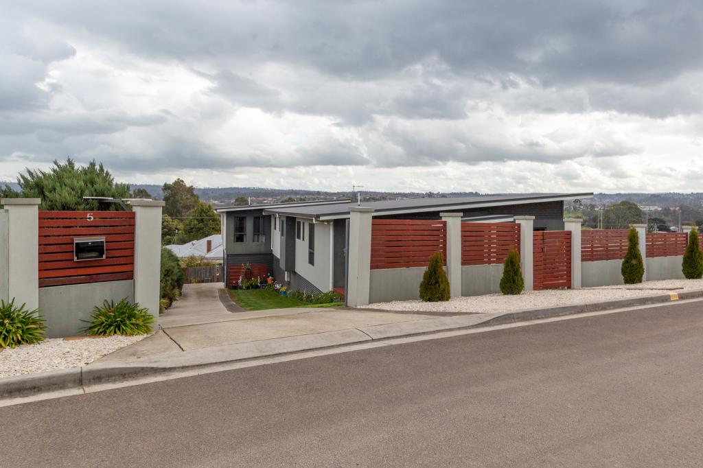 5 Regnans Cl, St Leonards, TAS 7250