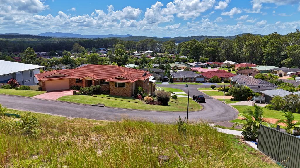 11 ADMIRALS CIR, LAKEWOOD, NSW 2443