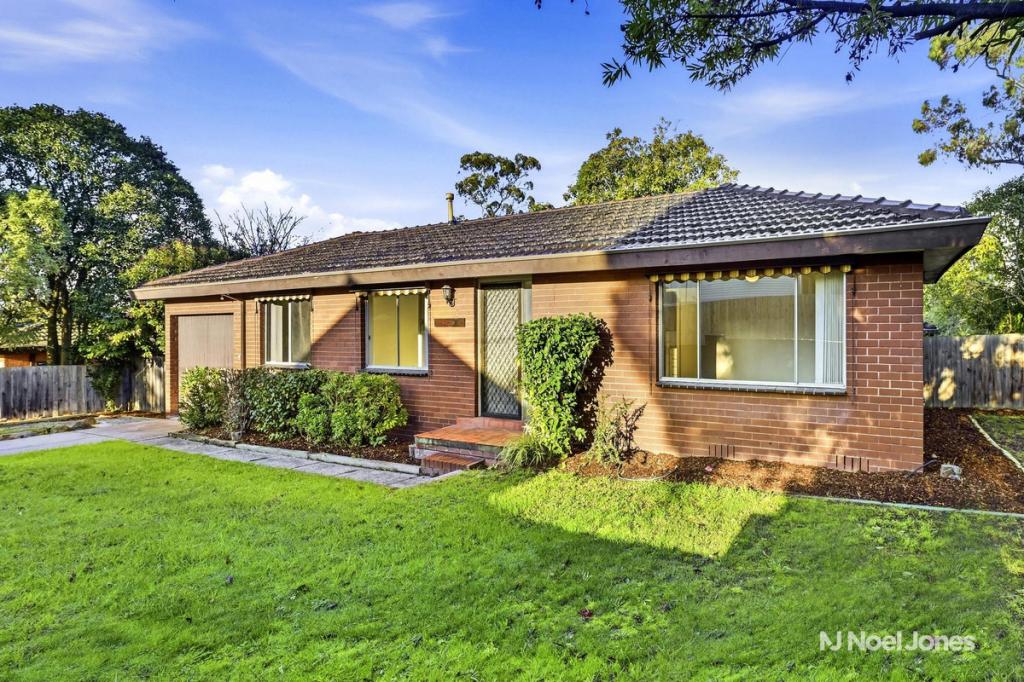 1/8 Mullum Mullum Rd, Ringwood, VIC 3134