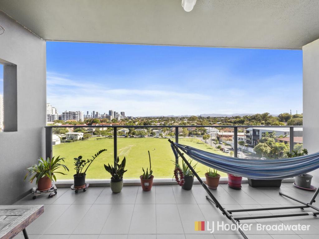 701/17 Bath St, Labrador, QLD 4215