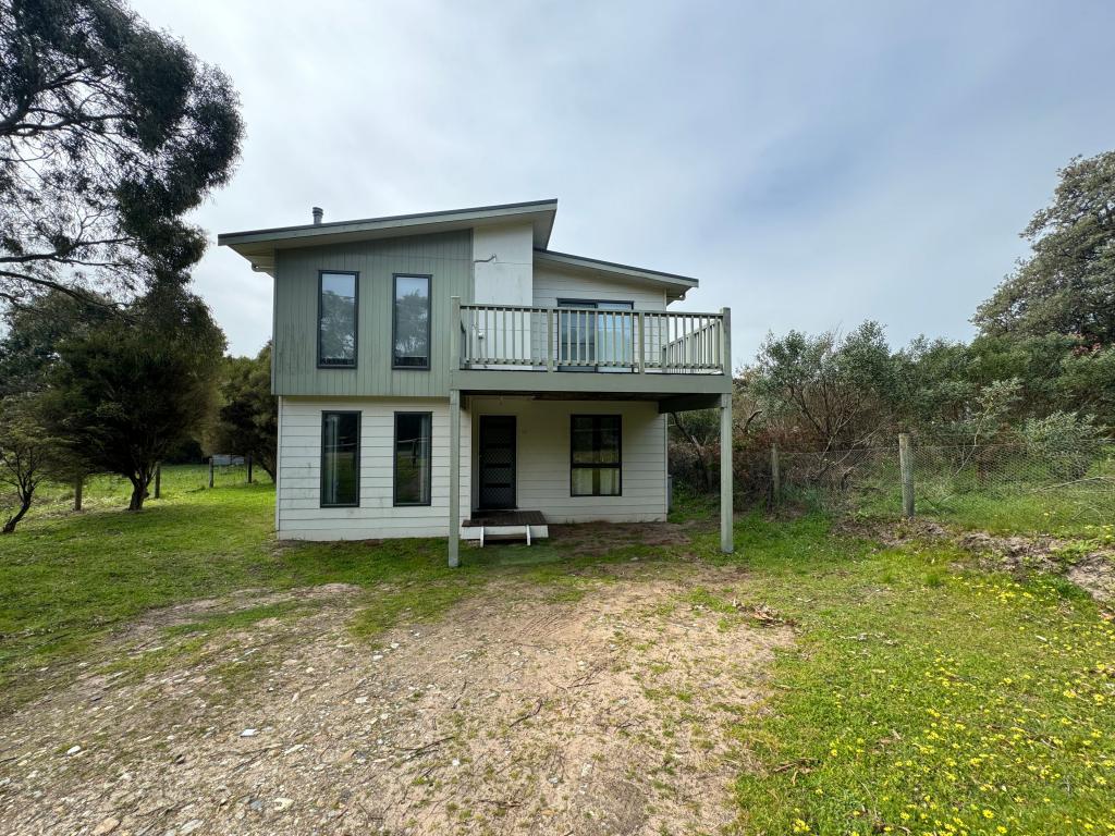 16 Graham Ave, Venus Bay, VIC 3956