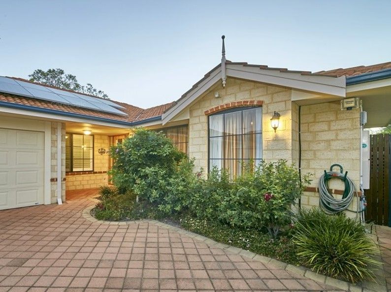 2/115 Lockhart St, Como, WA 6152