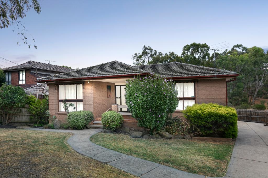 8 Ascot Dr, Keilor Park, VIC 3042