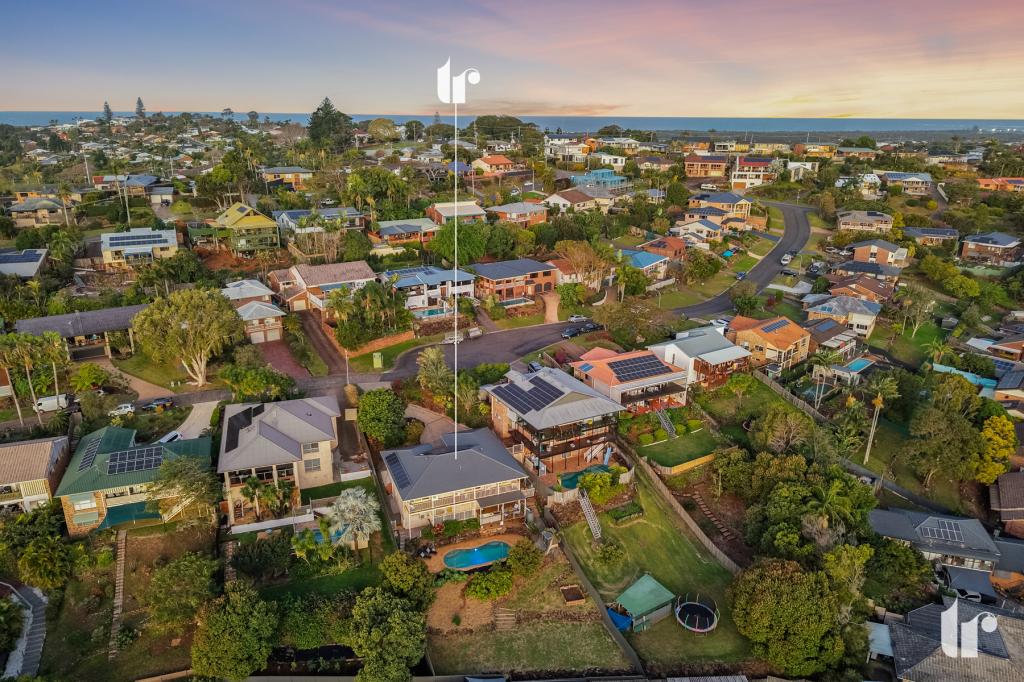 21 ST ANDREWS WAY, BANORA POINT, NSW 2486