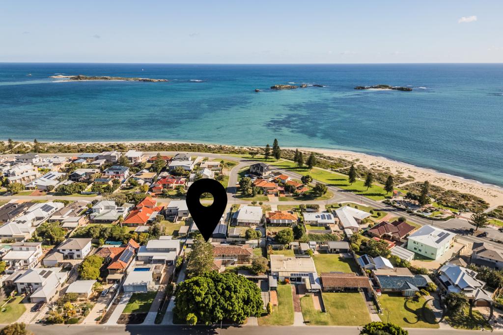 2/9-11 Gloucester Ave, Shoalwater, WA 6169