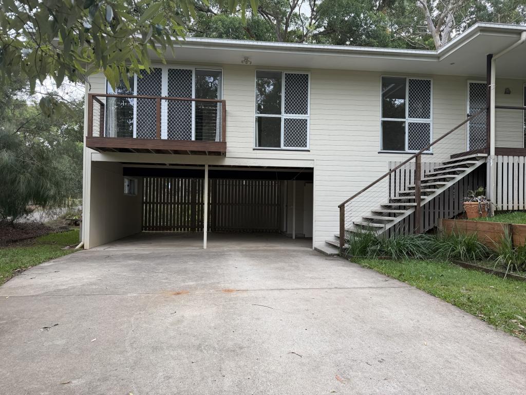 17 Hemp Hill Rd, Russell Island, QLD 4184