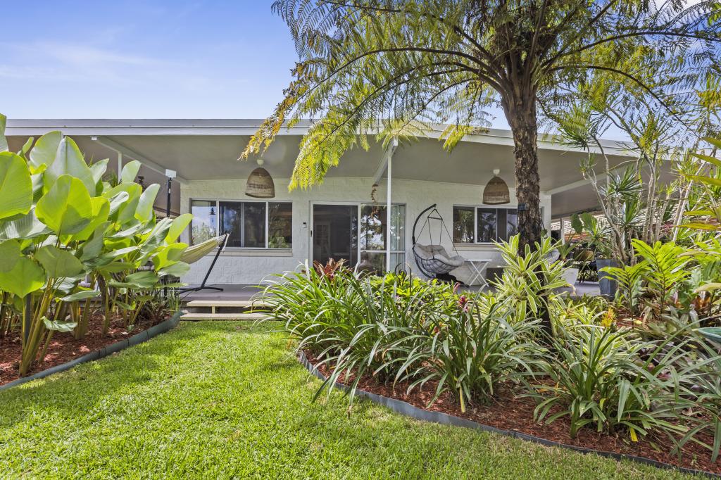 33 Drummer St, Tin Can Bay, QLD 4580