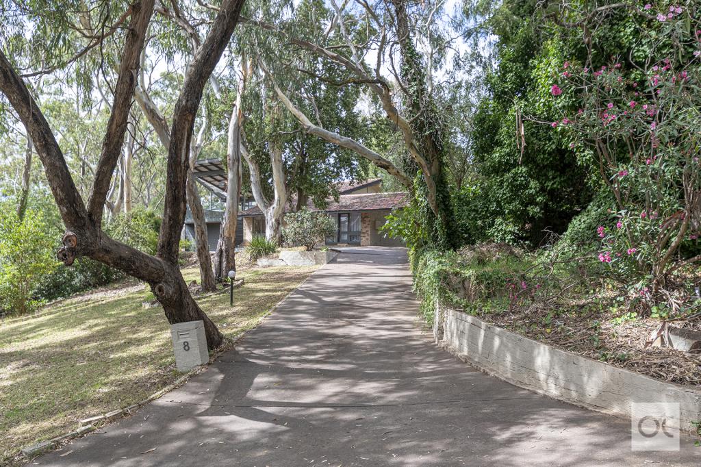 8 Boronia Ave, Coromandel Valley, SA 5051