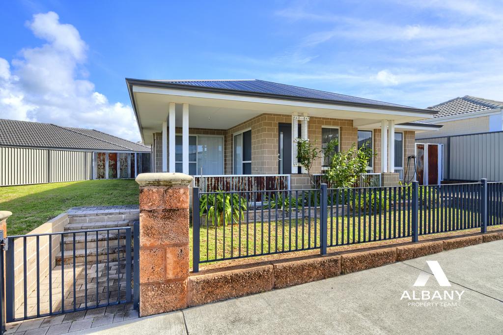 5 Drake Bend, Bayonet Head, WA 6330