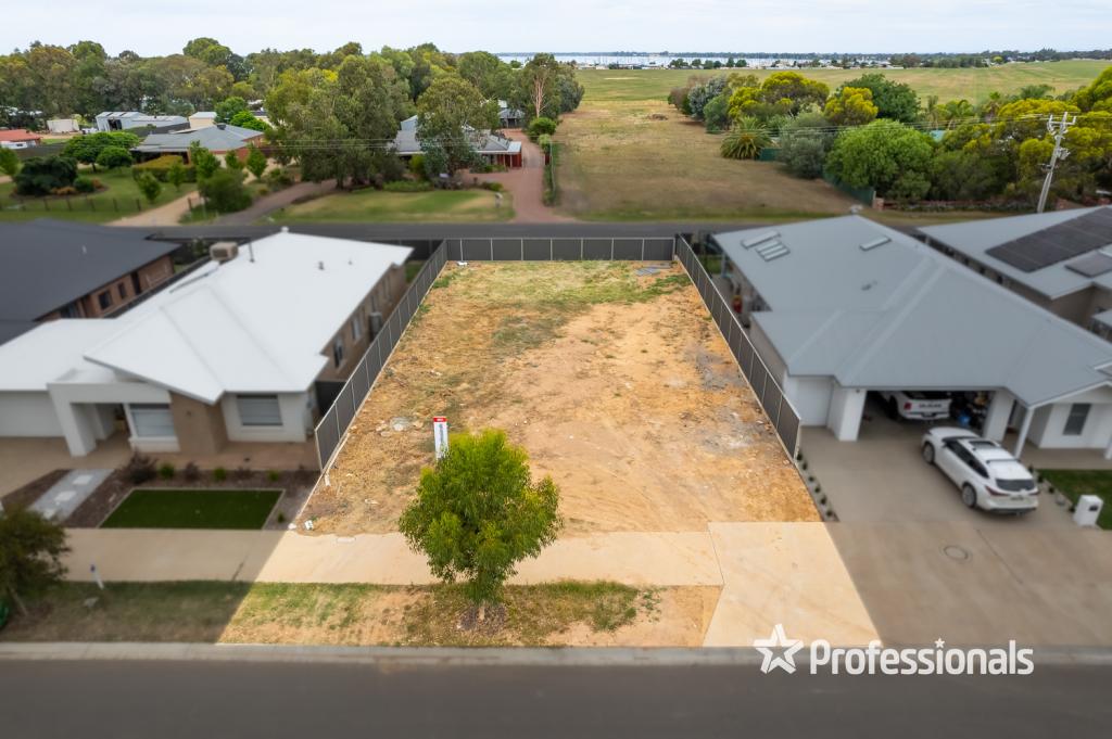 36 Peter Thomson Cct, Yarrawonga, VIC 3730