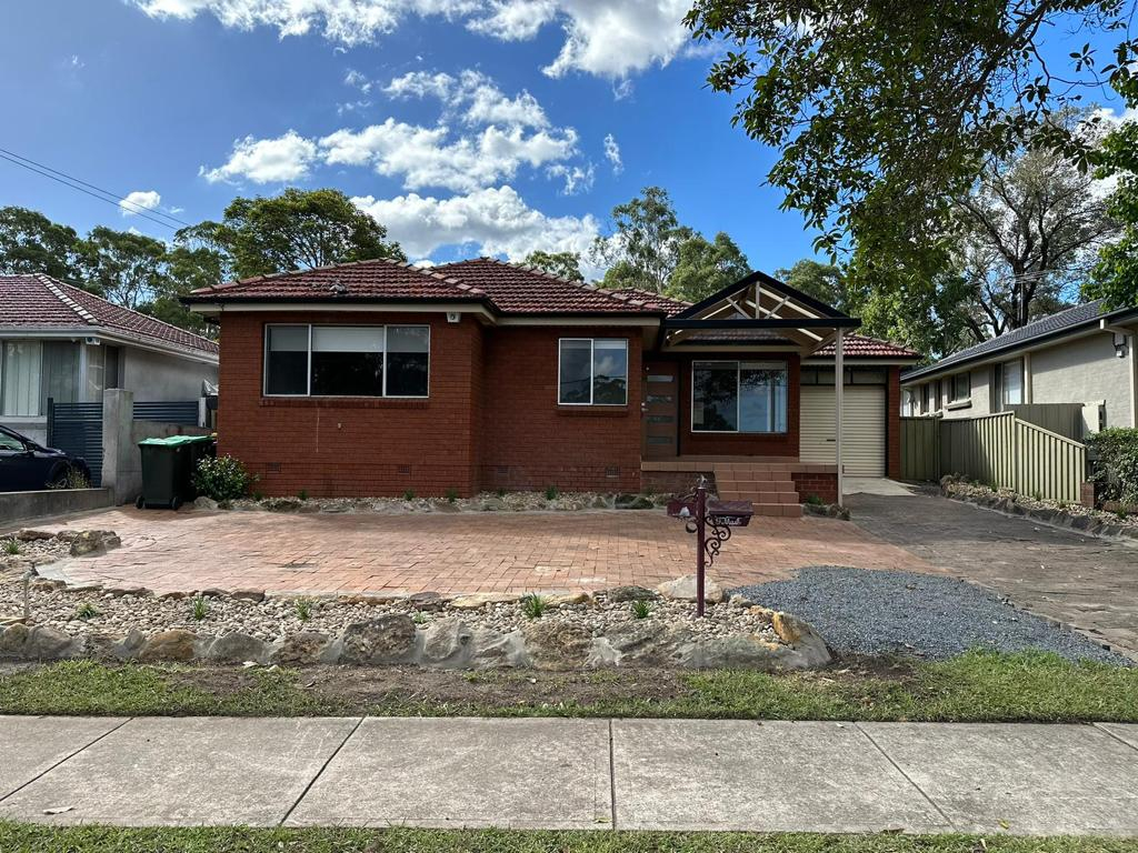9 Nemesia St, Greystanes, NSW 2145