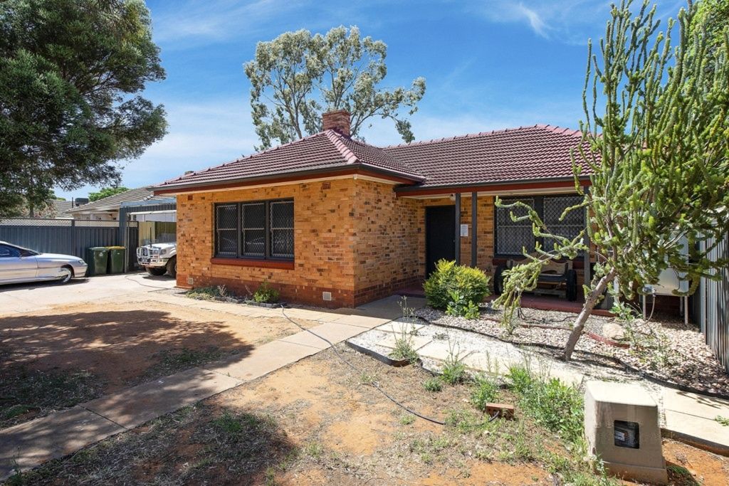 2 Walter St, Elizabeth Downs, SA 5113