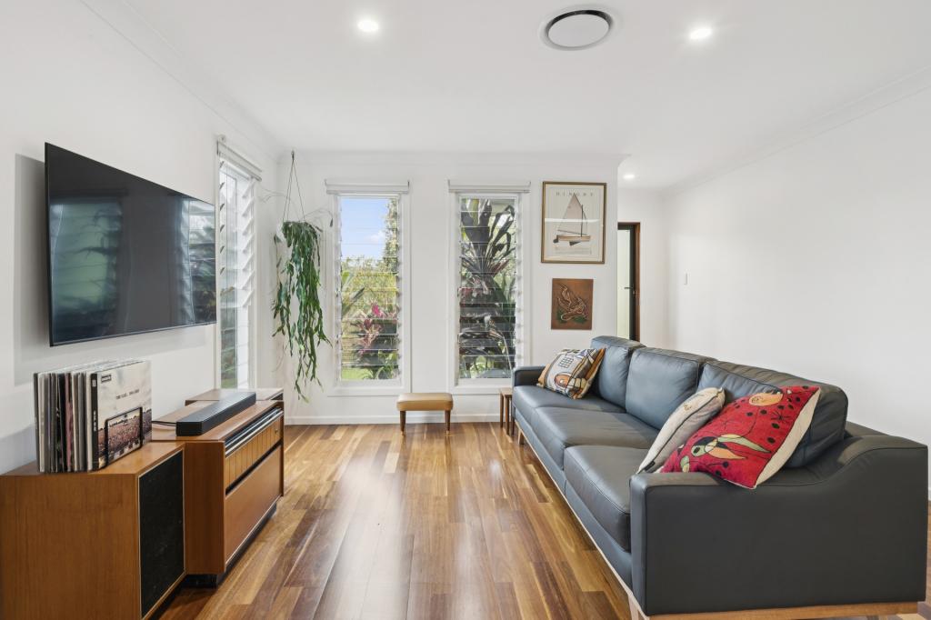 9 Vista Cl, Woolgoolga, NSW 2456