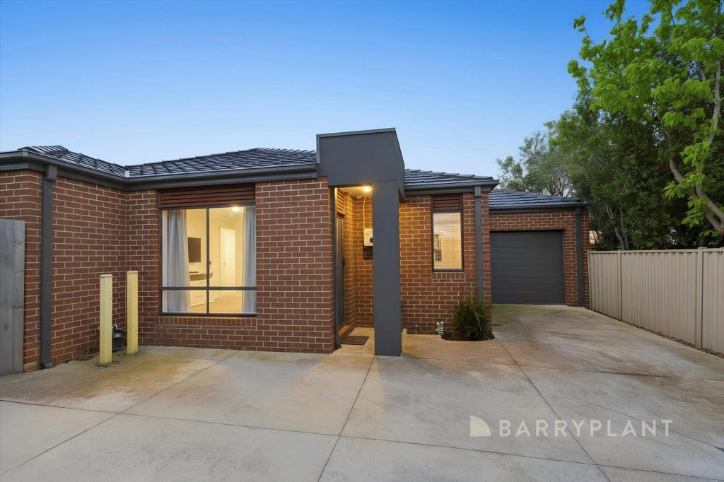 3/5 Bronton Cl, Kurunjang, VIC 3337