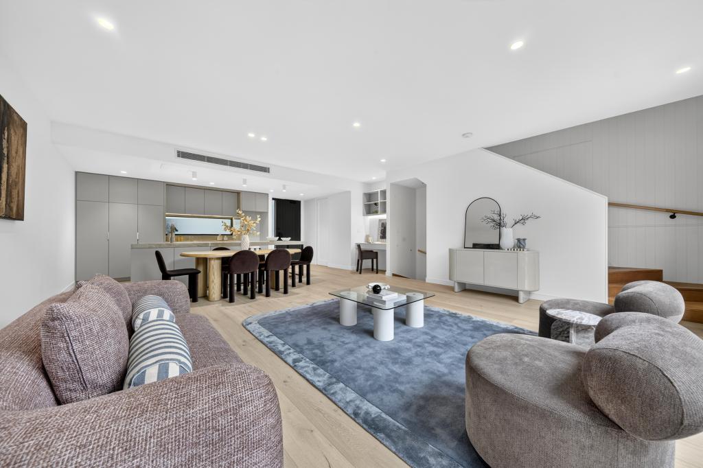 9/45 Kokaribb Rd, Carnegie, VIC 3163