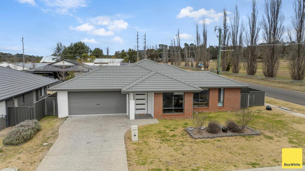 2 Greaves Cl, Armidale, NSW 2350