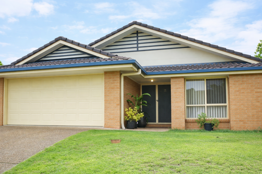 3 Devaney Ct, Maudsland, QLD 4210