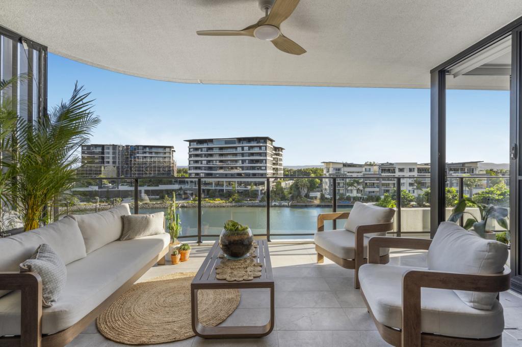 1407/10 Sickle Ave, Hope Island, QLD 4212