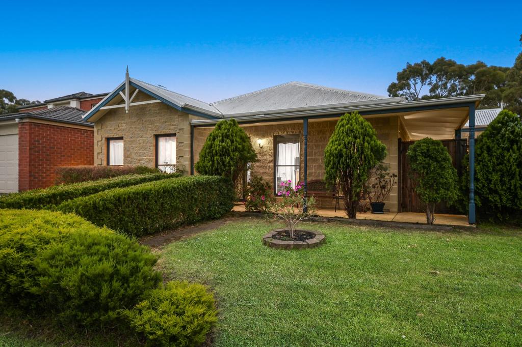 22 Cashmere Cres, Berwick, VIC 3806