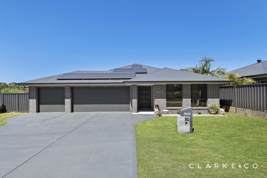 30 Averys Lane, Heddon Greta, NSW 2321